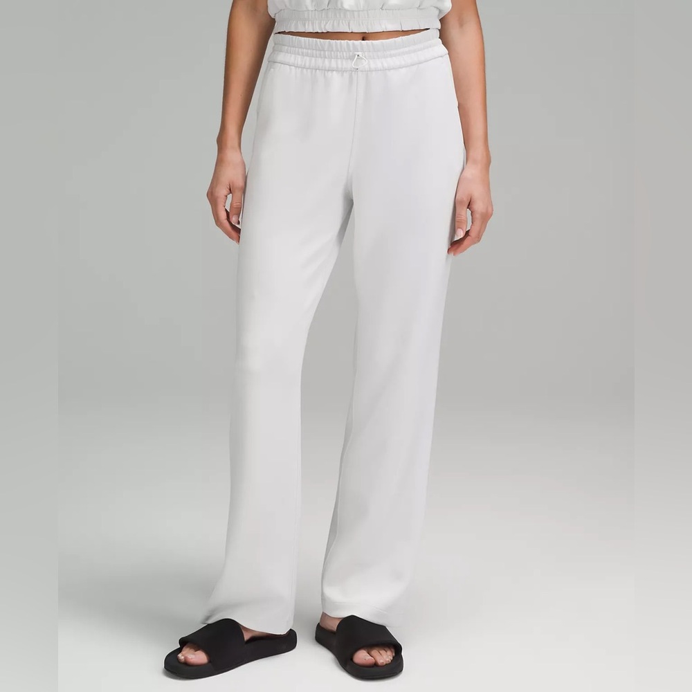 Lululemon Softstreme High-Rise Pant Regular 31” Light Vapor size 6
